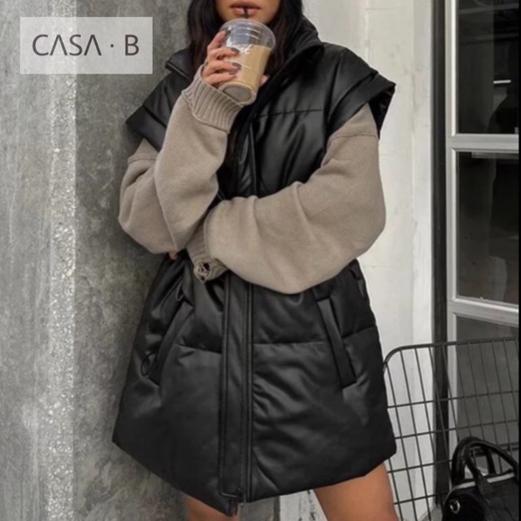 NEW ARRIVAL!!💫CASA B| Cap Sleeve Vegan Leather Long Oversized Puffer Vest - Picture 1 of 14